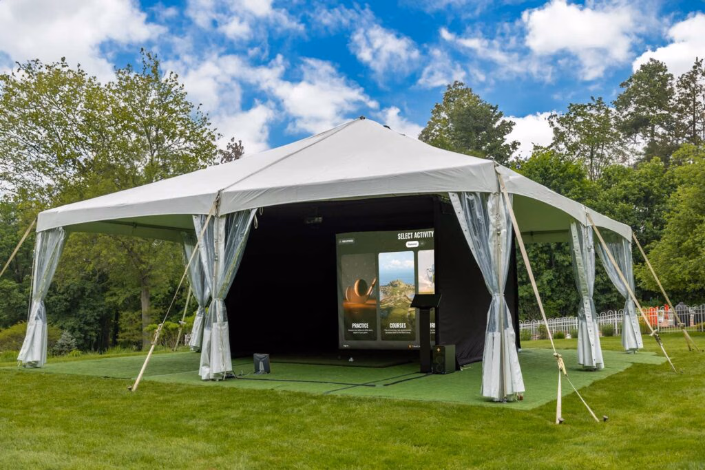 AZ1A7035-blue-sky-clouds